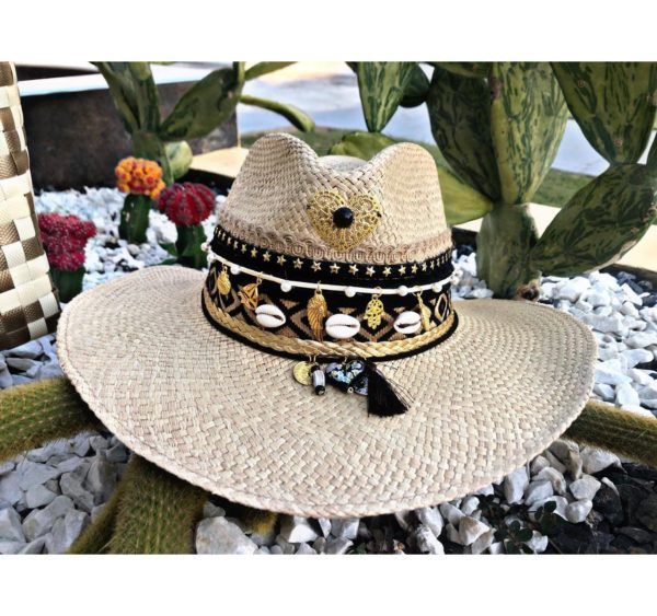 sombrero con adornos para mujer Neiva buga artesanal agudeño sol elegante vaquero playa decorado elegua flores de moda colombia Valledupar fiesta bisuteria cucuta tejido cabalgata vueltiao cintas