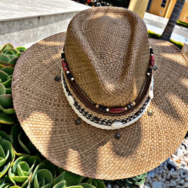 sombrero para mujer palma de iraca sombrero para mujer decorado vueltiao elegante flores playa sol de moda cintas vaquero agudeño elegua artesanal decorado bisuteria colombia cucuta soledad Valledupar Neiva buga cabalgata fiesta, Sombrero Indiana Decorado Para Mujer, sombreros de palma de iraca, sombreros decorados en colombia, sombreros personalizados de palma de iraca, sombreros artesanales con bordados, Hats made of Iraca palm