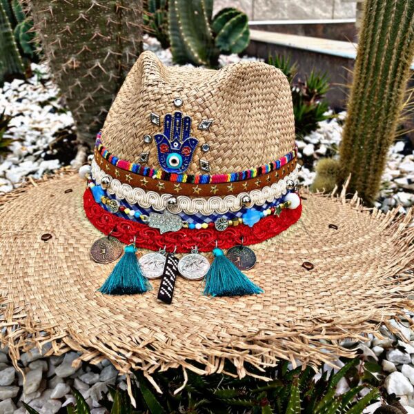 sombrero para mujer con adornos cabalgata fiesta playa sol bisuteria de moda vaquero flores agudeño decorado cintas elegua vueltiao artesanal elegante medellin soacha tejido Villavicencio Pereira Pasto