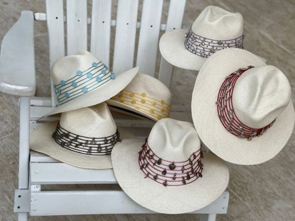 Sombrero para mujer decorado - Indiana - Ref. 230105045 | Milolita Store - Tienda Virtual |%count(title)%
