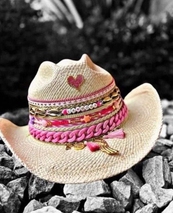 Regalos Artesanales para Mujeres en Colombia | Milolita sombrero cowboy decorado para mujer