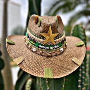 Sombrero decorado indiana