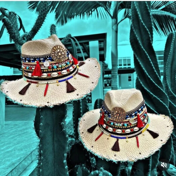 Sombrero indiana desflecado azteca 00001Sombrero Indiana Desflecado Azteca, sombreros de palma de iraca, Hats made of Iraca palm