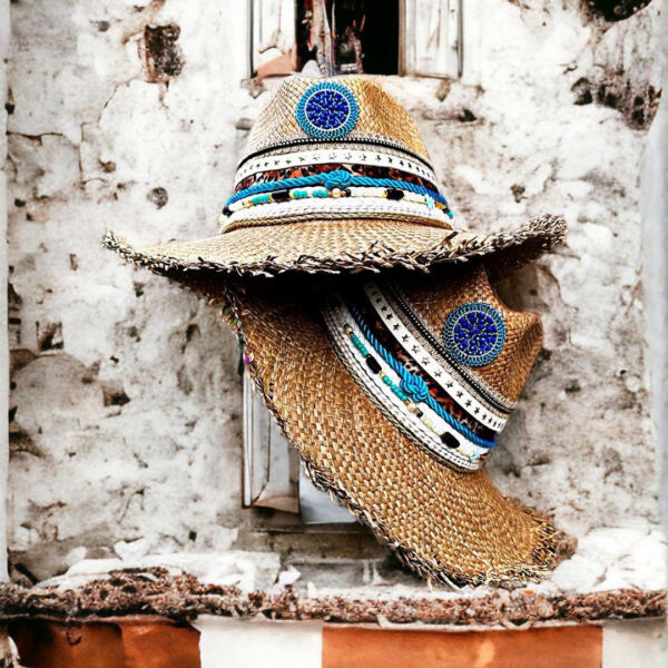 Sombrero decorado desflecado LupitaSombrero Indiana Desflecado Lupita, sombreros de palma de iraca, Hats made of Iraca palm