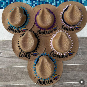 Pava pequeña café bordada & decorada con pequeños pompones en colorPava Para Mujer - Sombrero Para Playa