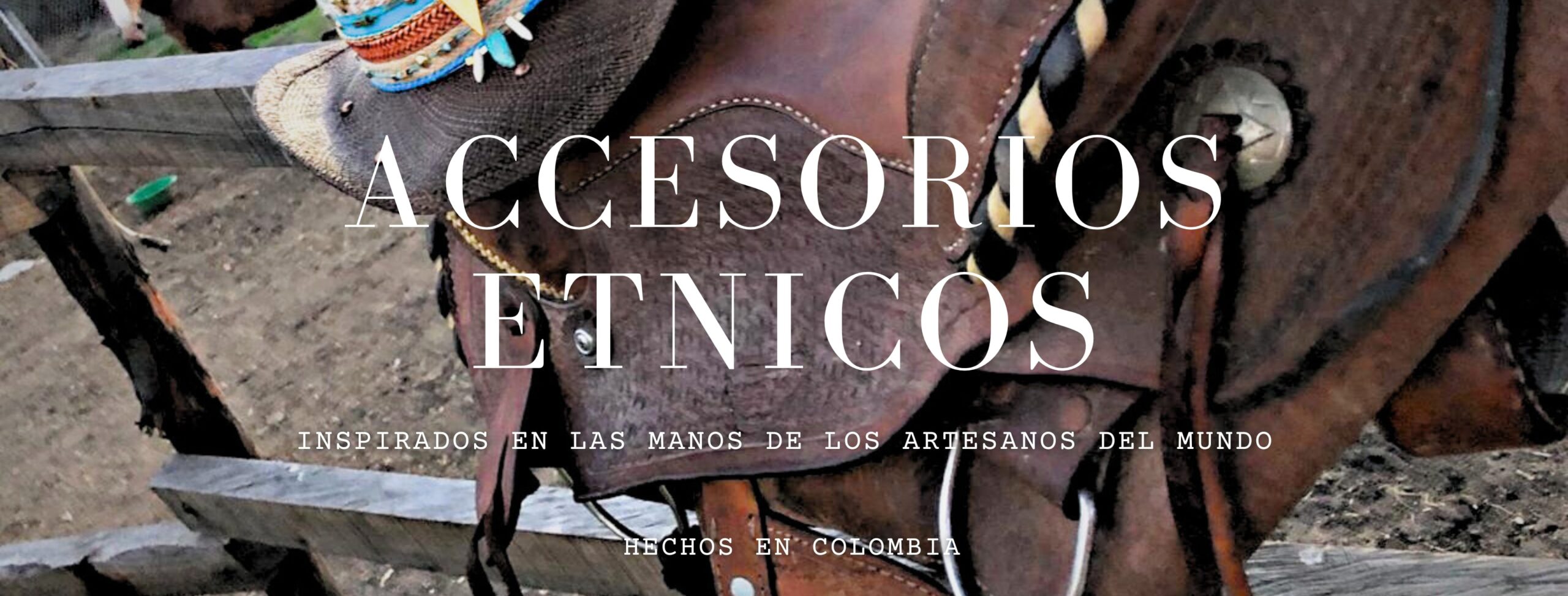 sombreros decorados y accesorios etnicos