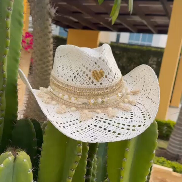 sombrero nevado calado 00002Sombrero Nevado Calado Cowboy Color Blanco, sombreros de palma de iraca, Hats made of Iraca palm