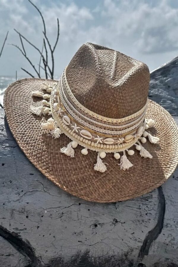 Sombreros Personalizados Artesanales en Colombia | Milolita Sombrero Indiana Coral cafe decorado para mujer