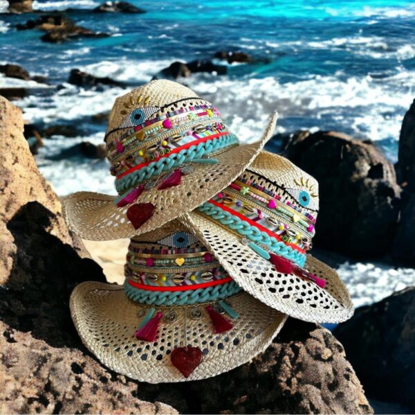 Sombrero ojito folky calado crudo decorado para mujer