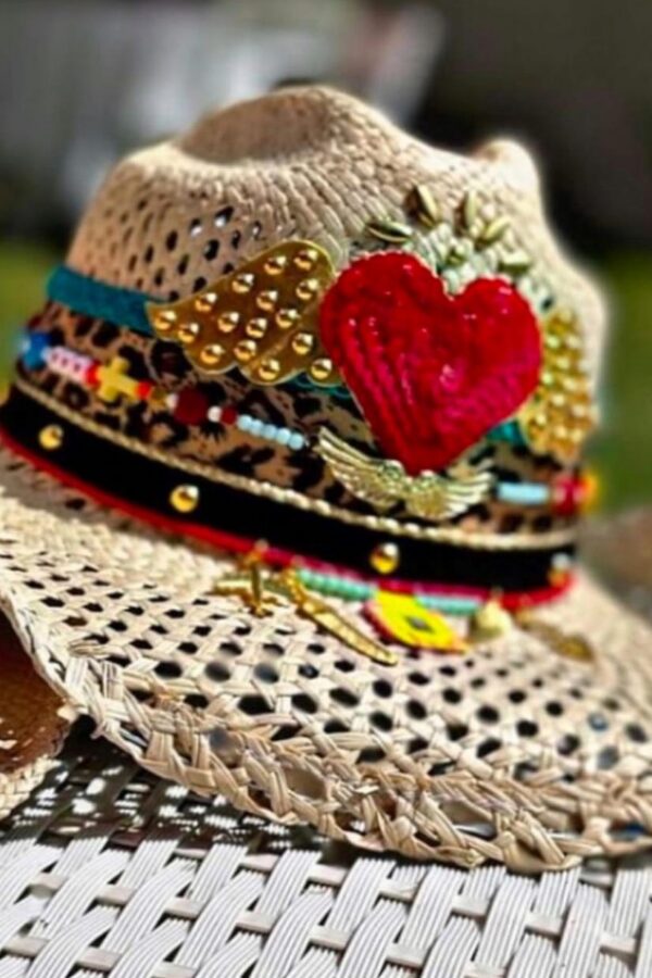 sombrero calado para mujer decorado