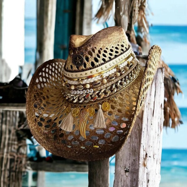 Sombrero Calado Cowboy Star Color Natural, Sombrero Calado Cowboy Star Color Natural, sombreros de palma de iraca, sombreros decorados en colombia, sombreros personalizados de palma de iraca, sombreros artesanales con bordados, Hats made of Iraca palm