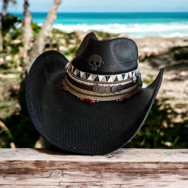 Sombrero decorado Cowboy Black, Sombrero Cowboy Calavera Rock Black, sombreros de palma de iraca, sombreros decorados en colombia, sombreros personalizados de palma de iraca, sombreros artesanales con bordados, Hats made of Iraca palm