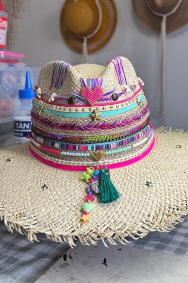 Sombrero Desflecado Tribu Heart Pinky color crudo 00002