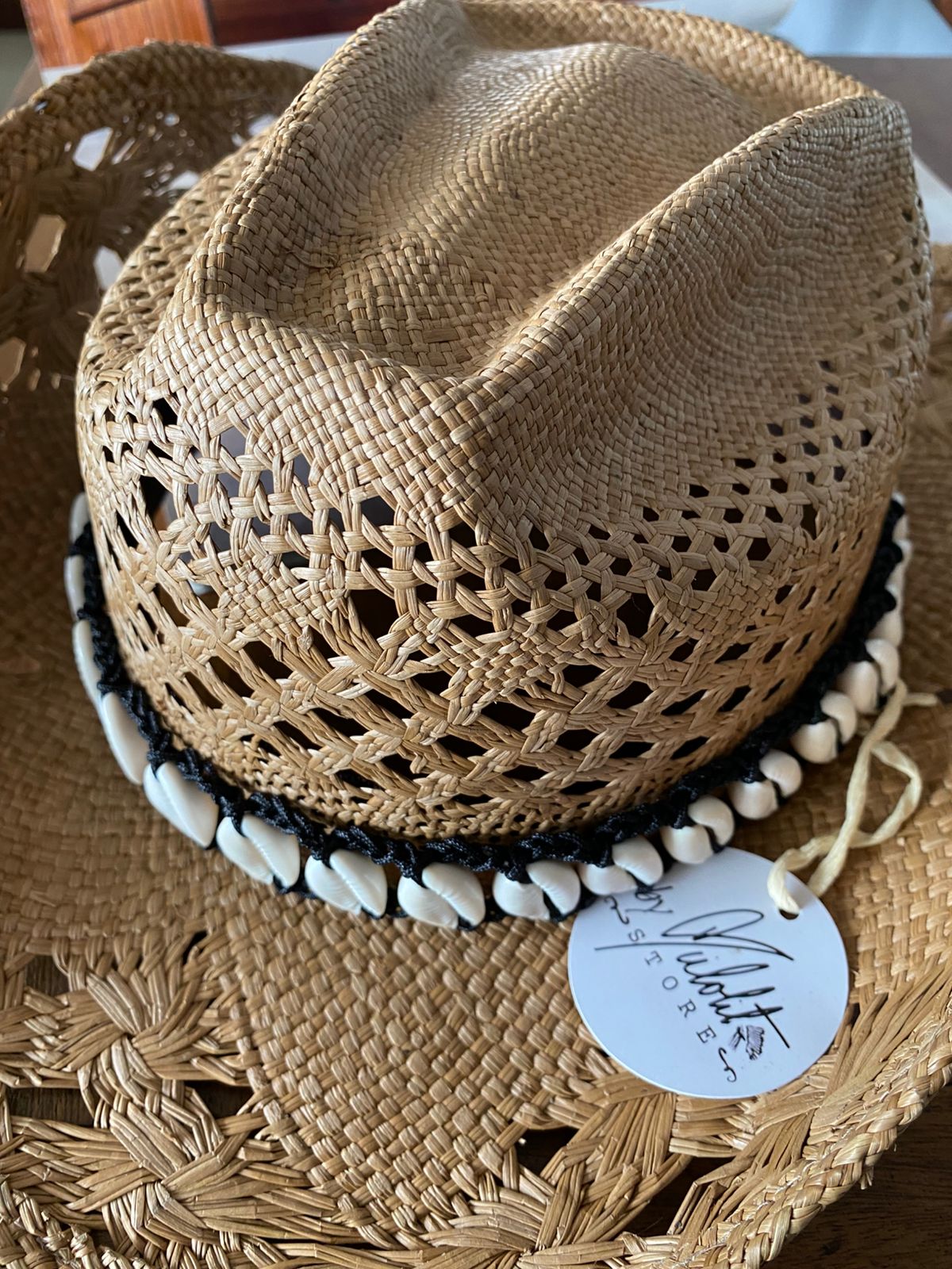 Adorno para sombrero Lazo Tribal shell, Lazo Tribal Shell, sombreros de palma de iraca, sombreros decorados en colombia, sombreros personalizados de palma de iraca, sombreros artesanales con bordados, Hats made of Iraca palm Adorno para sombrero Lazo Tribal shell, Lazo Tribal Shell, sombreros de palma de iraca, sombreros decorados en colombia, sombreros personalizados de palma de iraca, sombreros artesanales con bordados, Hats made of Iraca palm