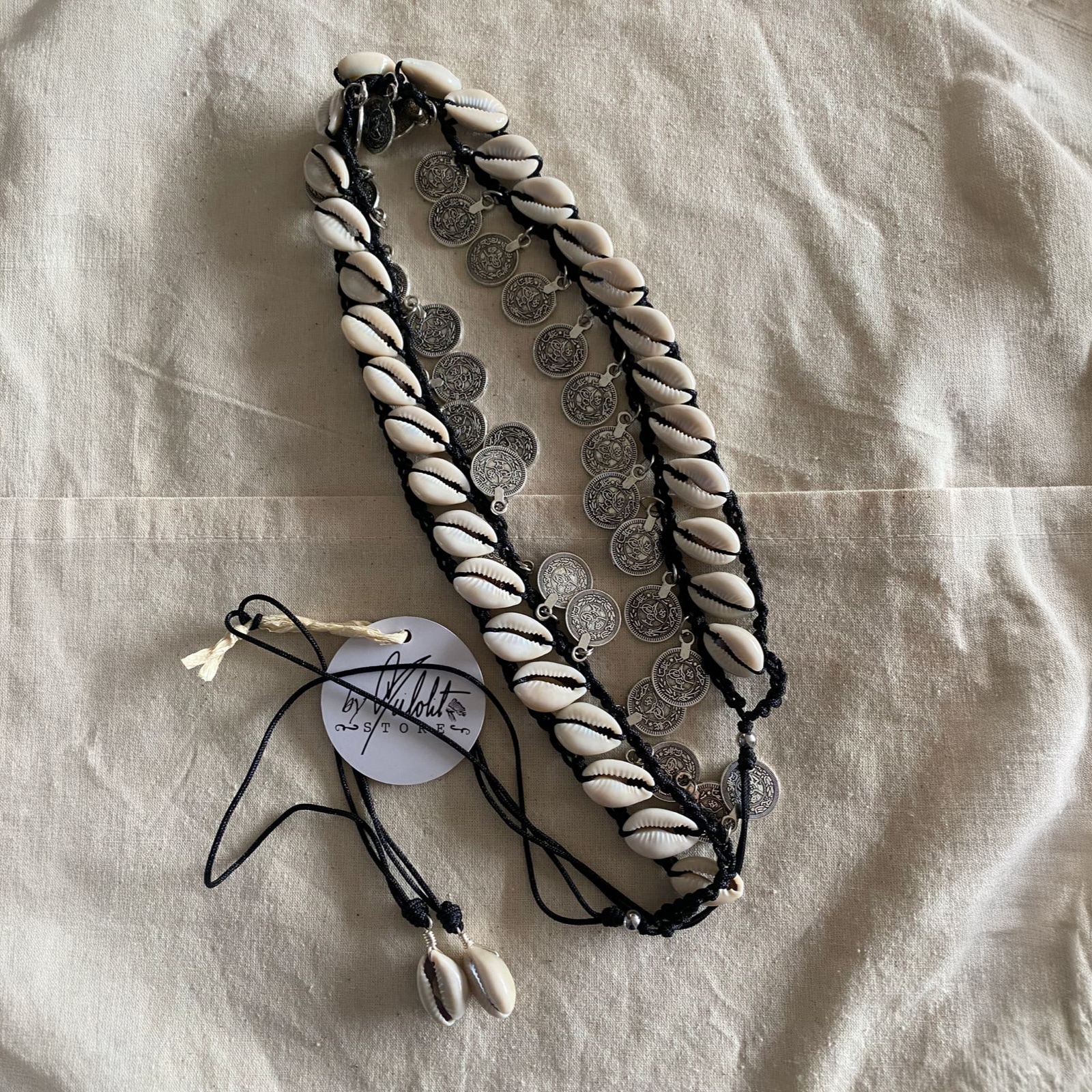 Adorno para sombrero Lazo Tribal shell coins, Lazo Tribal Shell Coins, sombreros de palma de iraca, sombreros decorados en colombia, sombreros personalizados de palma de iraca, sombreros artesanales con bordados, Hats made of Iraca palm Adorno para sombrero Lazo Tribal shell coins, Lazo Tribal Shell Coins, sombreros de palma de iraca, sombreros decorados en colombia, sombreros personalizados de palma de iraca, sombreros artesanales con bordados, Hats made of Iraca palm