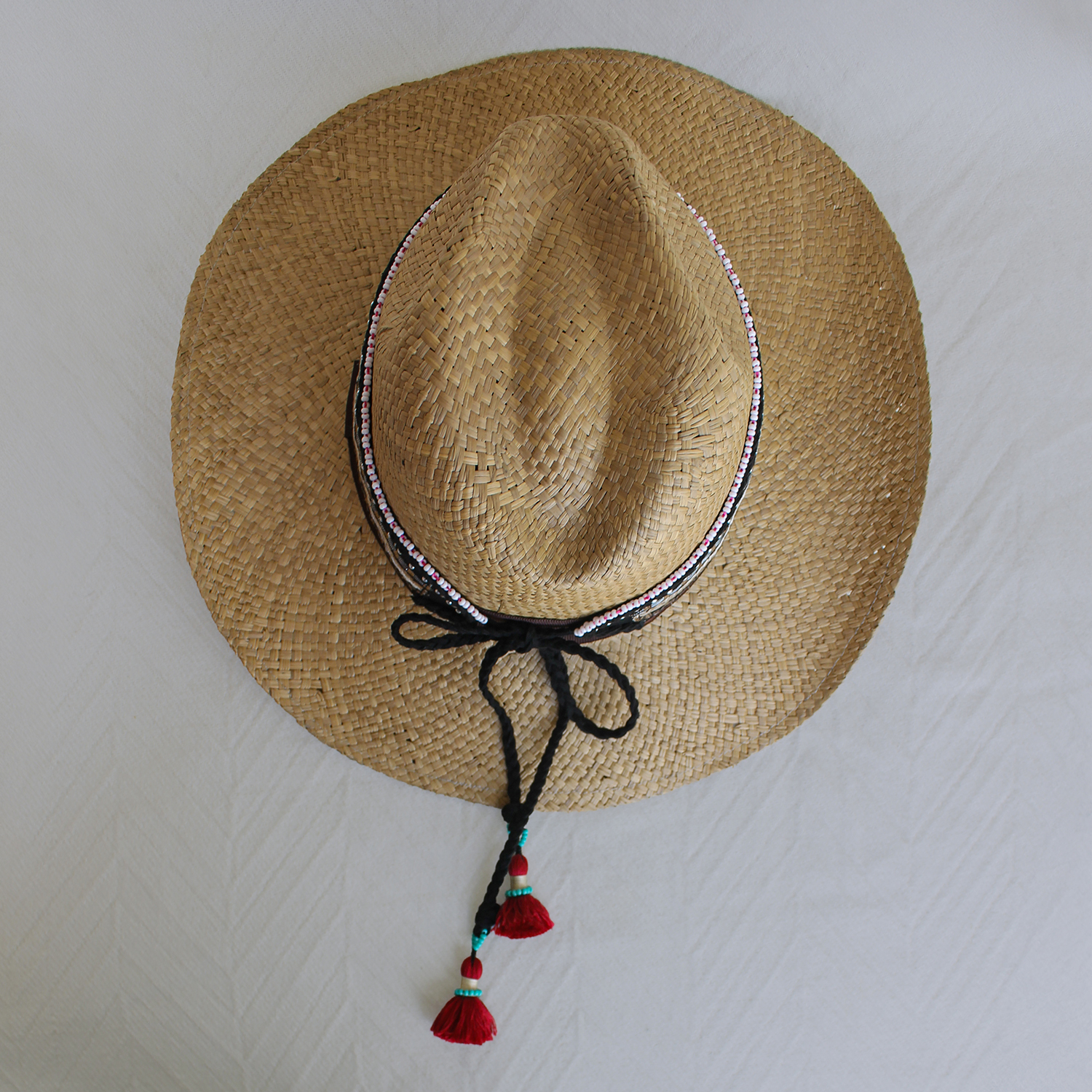 Sombrero Borsalino Color Cafe con adorno Boho Travel Mostacilla Sombrero Borsalino Color Cafe con adorno Boho Travel Mostacilla
