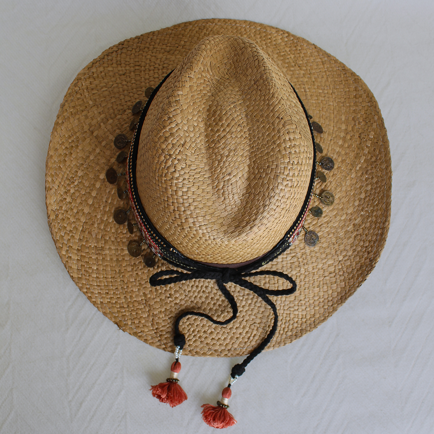 Sombrero Borsalino Color Cafe con adorno Boho Travel Pinky Coins Sombrero Borsalino Color Cafe con adorno Boho Travel Pinky Coins